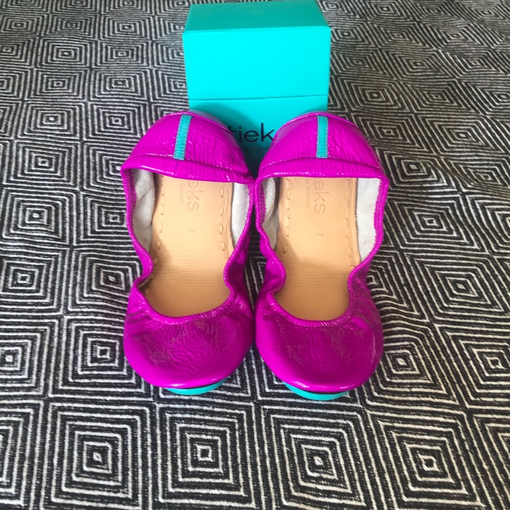 NEW Ultraviolet Tieks Limited Edition